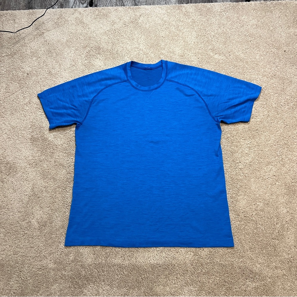 Men’s XL Lululemon Metal Vent Tech Short Sleeve Shirt
